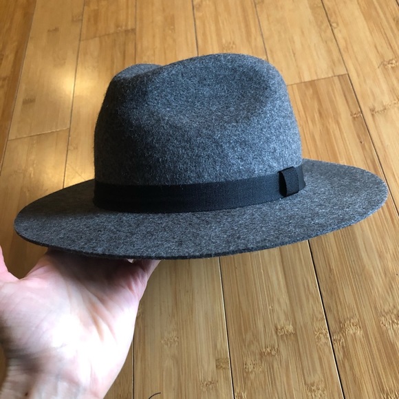 Wool hat - Picture 2 of 5